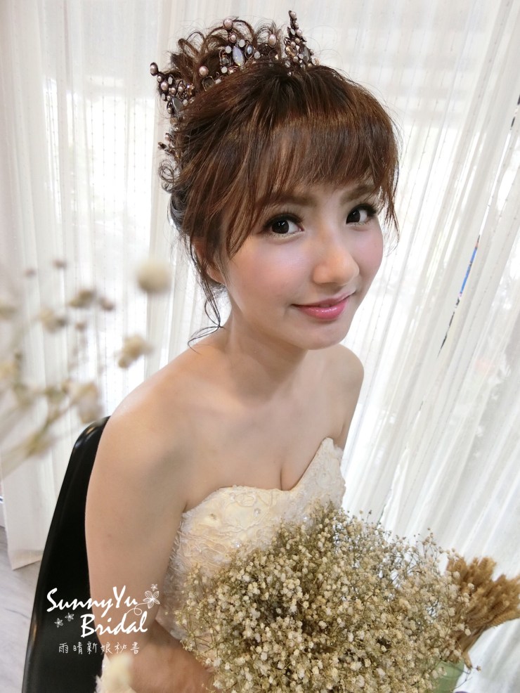 甜美|皇冠|魚尾|新秘雨晴|台北新娘秘書推薦|新娘髮型|白紗