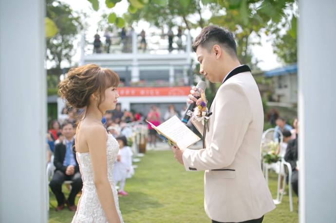 幸福山丘｜戶外證婚｜憶起幸福｜證婚交換誓詞｜新秘雨晴的婚禮