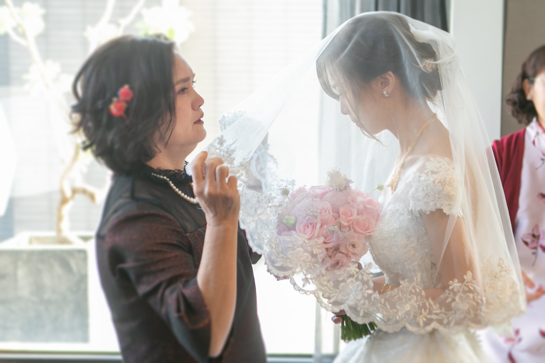 台北新秘推薦|新娘秘書雨晴|婚禮攝影平面紀錄|七囍|GTpeng|結婚拜別|時間安排|結婚流程|蓋頭紗