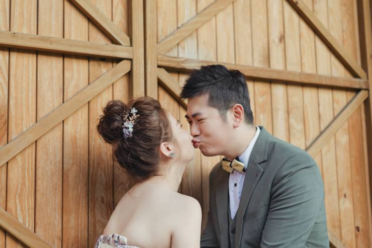 新秘雨晴｜婚攝柚子｜貳月婚紗｜台北新娘秘書｜新娘秘書推薦｜台北新秘推薦｜新娘造型｜台北婚紗推薦｜互動婚紗｜花布婚紗｜新娘造型｜盤髮｜可愛婚紗照｜自然婚紗照