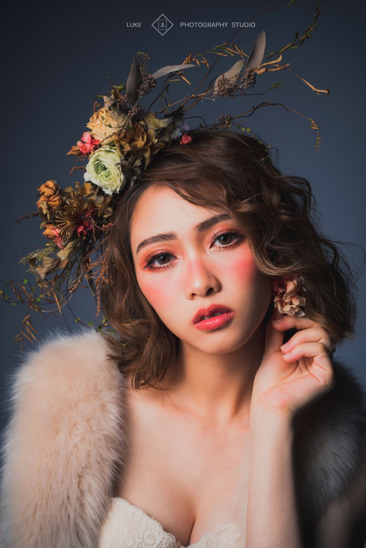 孕婦寫真｜妊辰紀錄｜台北孕媽咪寫真｜貳月婚紗｜台北新秘推薦｜孕婦創作照片｜台北新娘秘書雨晴｜哲攝攝影工作室｜森林系孕婦｜歐美妝感｜創作妝髮｜精緻眼妝